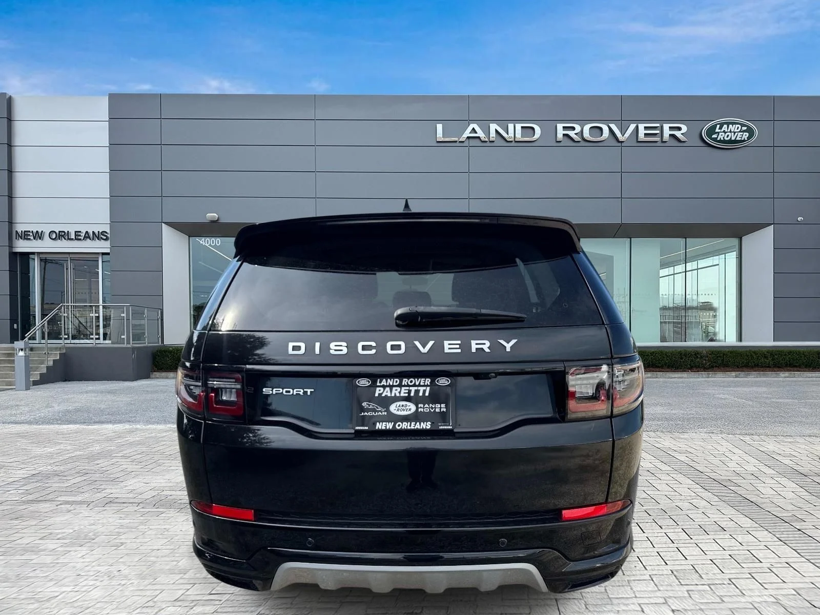 Certified Used 2025 Black Land Rover S image 7