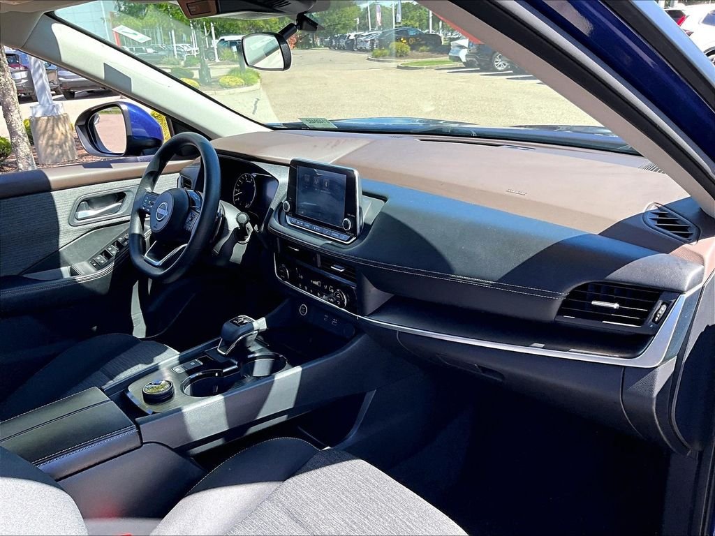 Used 2023 Blue Nissan SV image 14