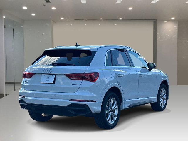 Used 2025 White Audi Premium image 5
