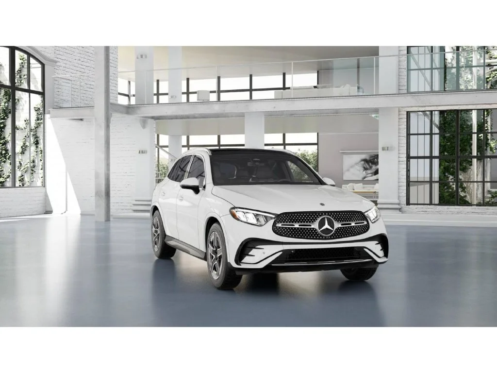 New 2027 White Mercedes-Benz GLC 300 image 39