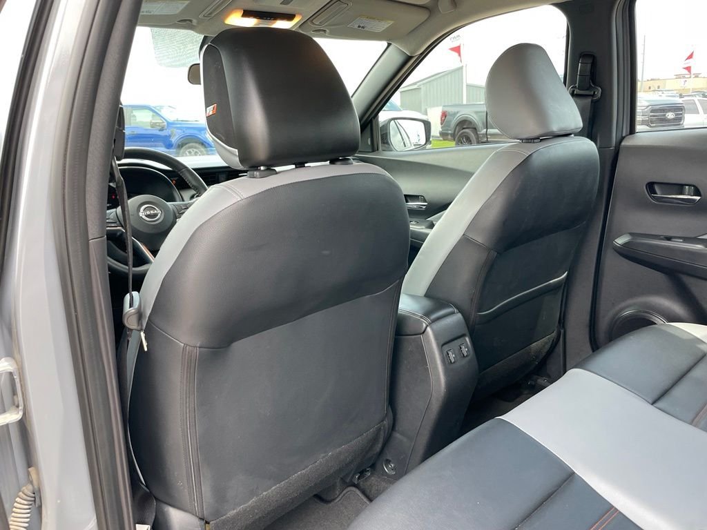 Used 2024 Gray Nissan SR image 43