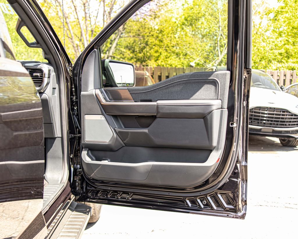Used 2026 Black Ford Lariat image 39