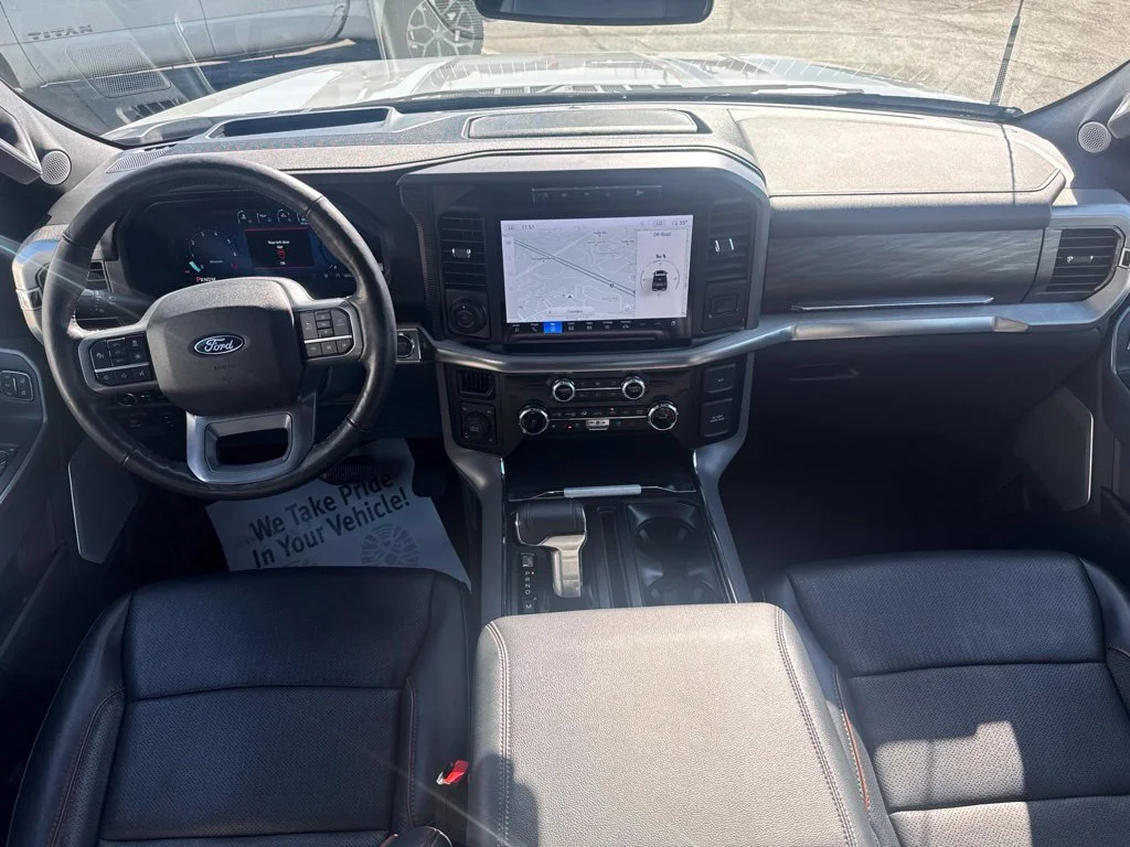 Certified Used 2024 Avalanche Ford Lariat image 34
