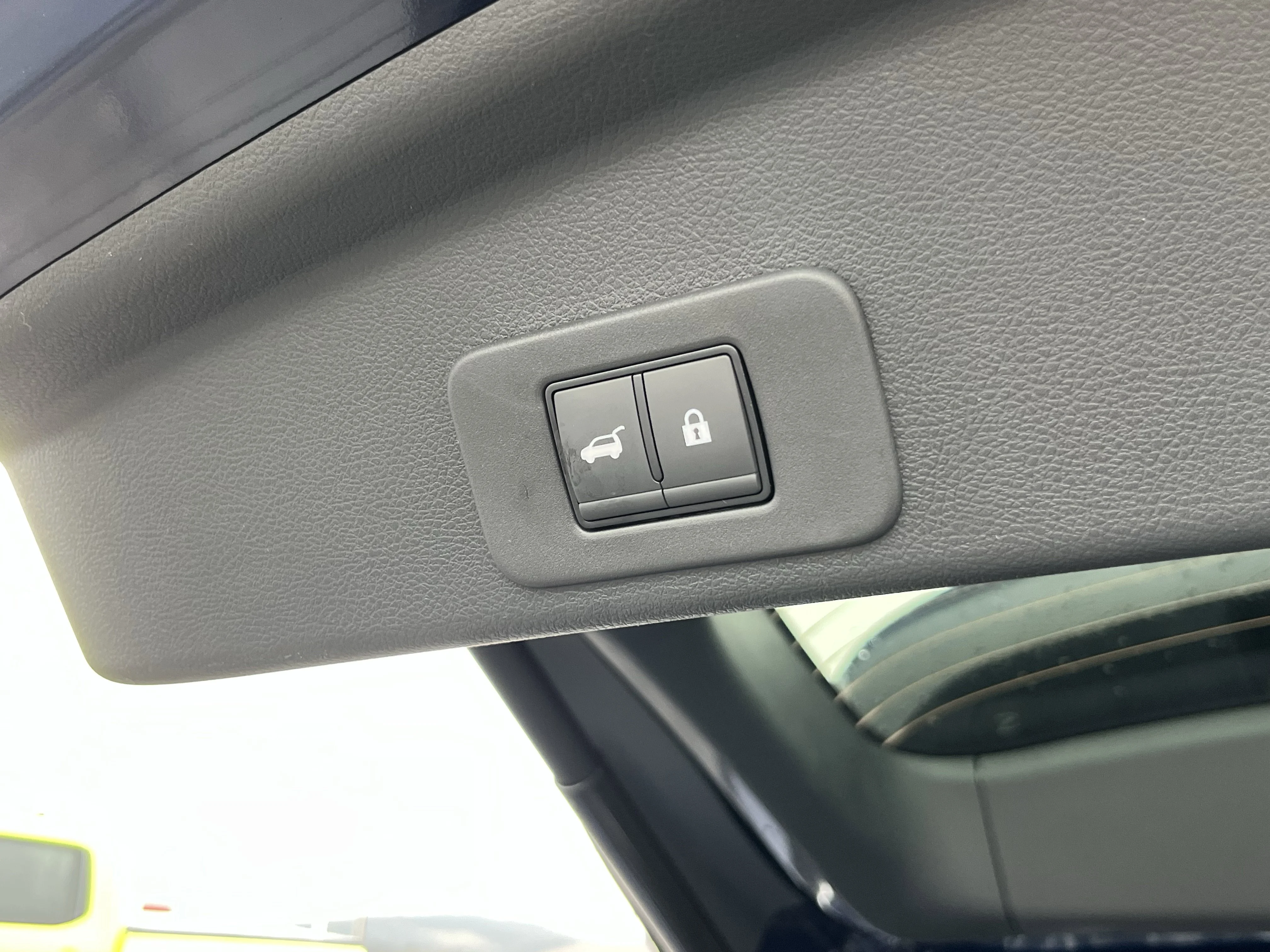 New 2026 Deep Ocean Blue Pearl Nissan Platinum image 6