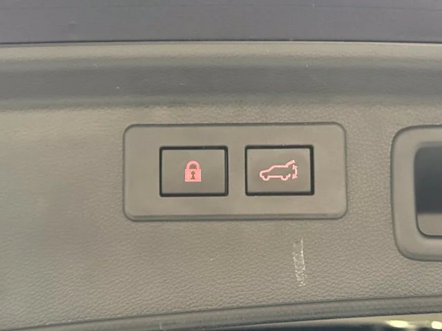 Used 2024 Gray Subaru Sport image 33