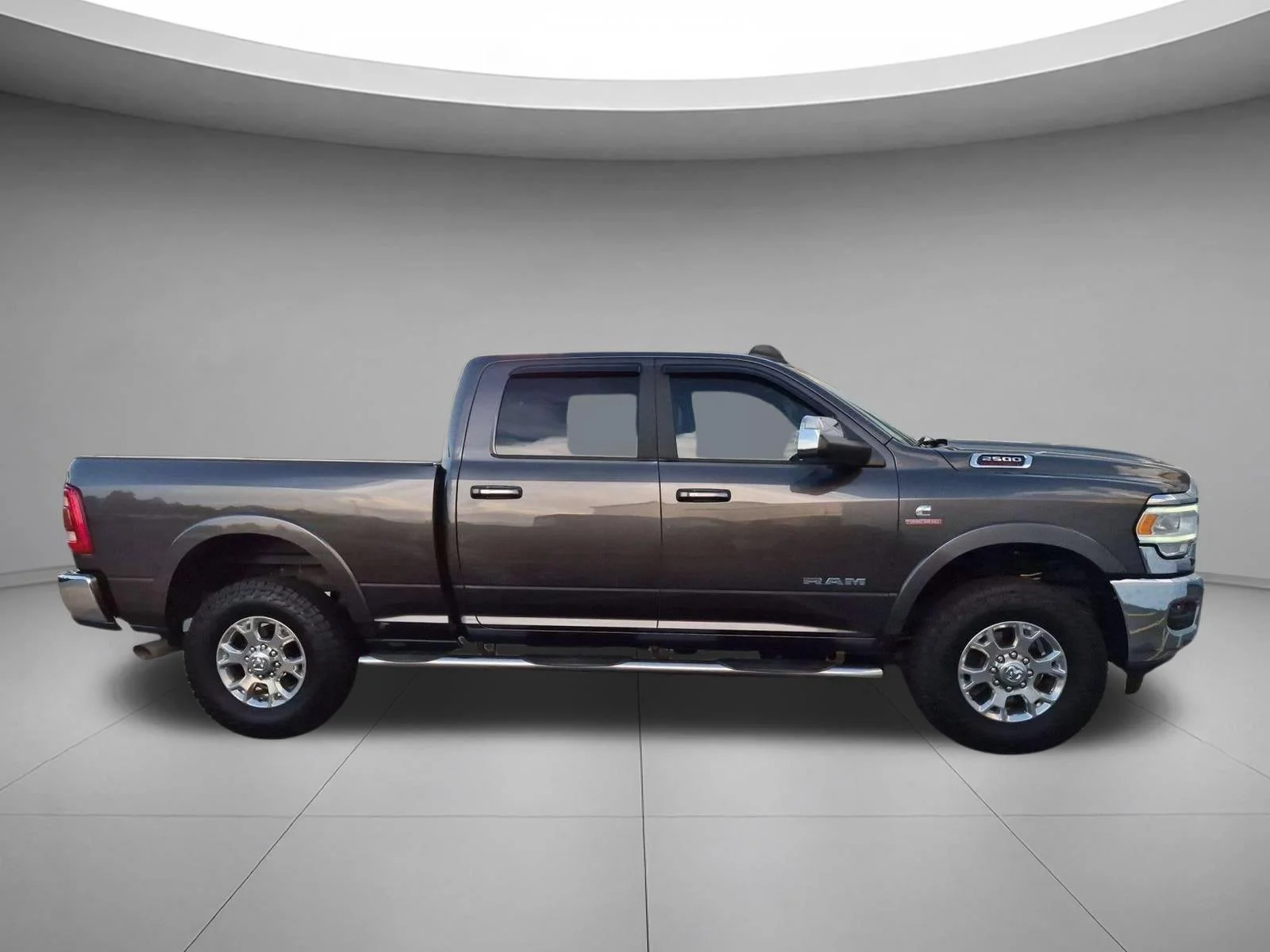 Used 2021 Granite Crystal Metallic Clearcoat Ram Laramie image 6
