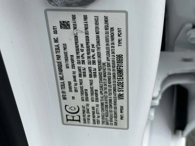Used 2021 White Tesla Standard Range Plus image 30