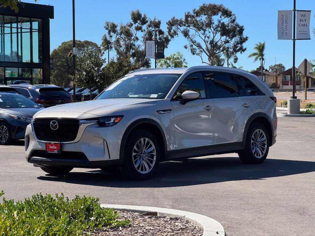 Certified Used 2025 Silver Mazda Preferred image 6