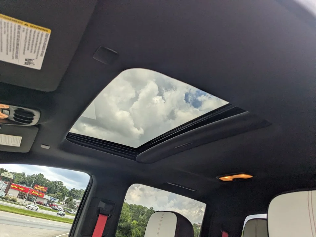 Used 2023 Summit White GMC 4WD AT4X image 25