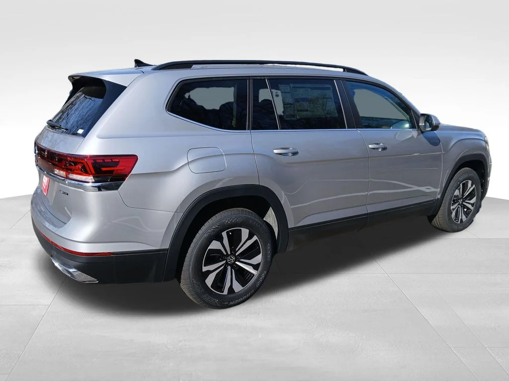 New 2026 Silver Volkswagen 2.0T SE image 5