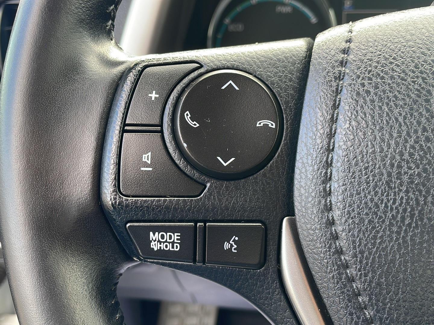 Used 2016 SUPER WHITE TOYOTA TRUCK  image 14