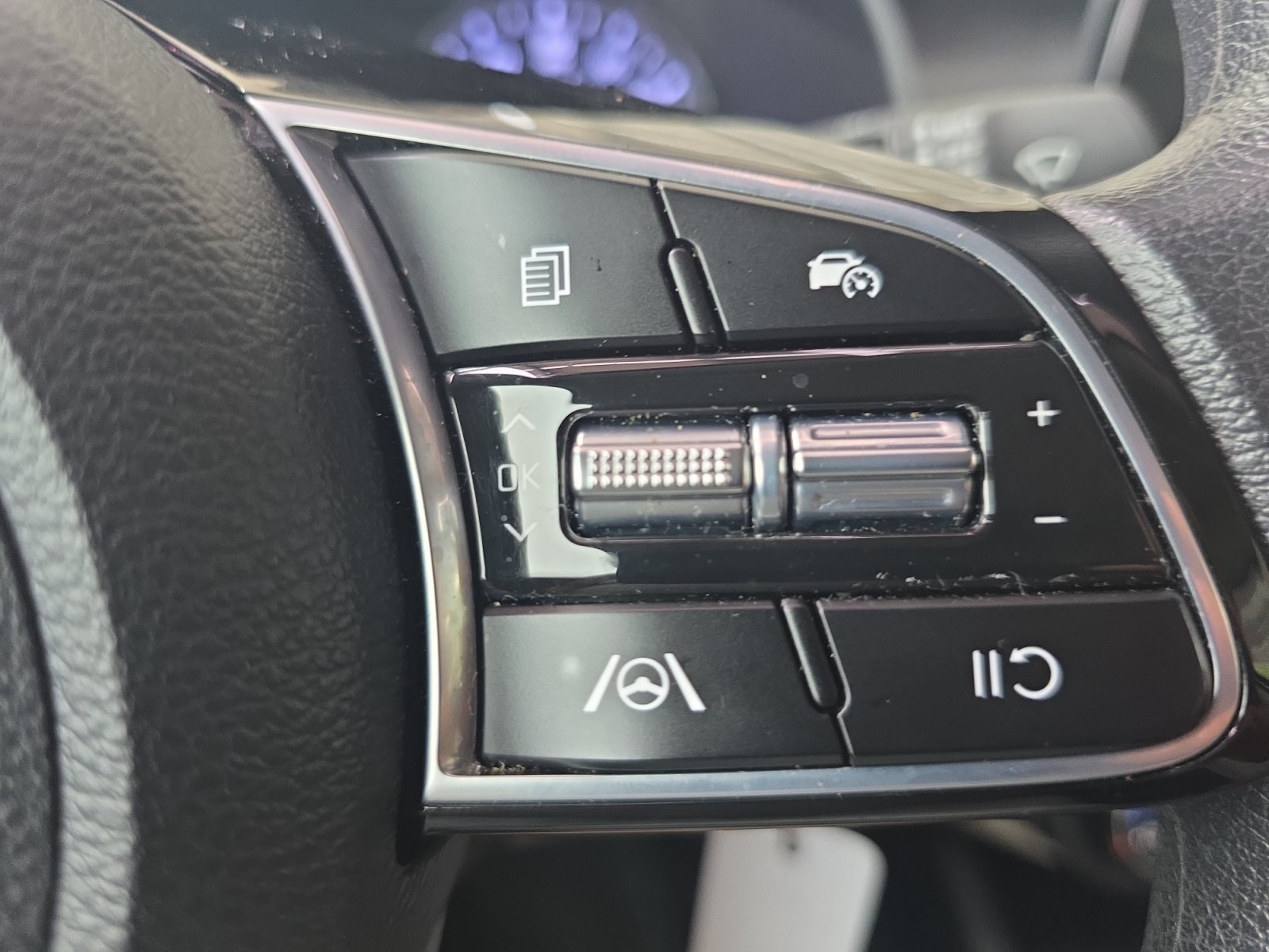 Certified Used 2023 Aurora Black Kia LXS image 22