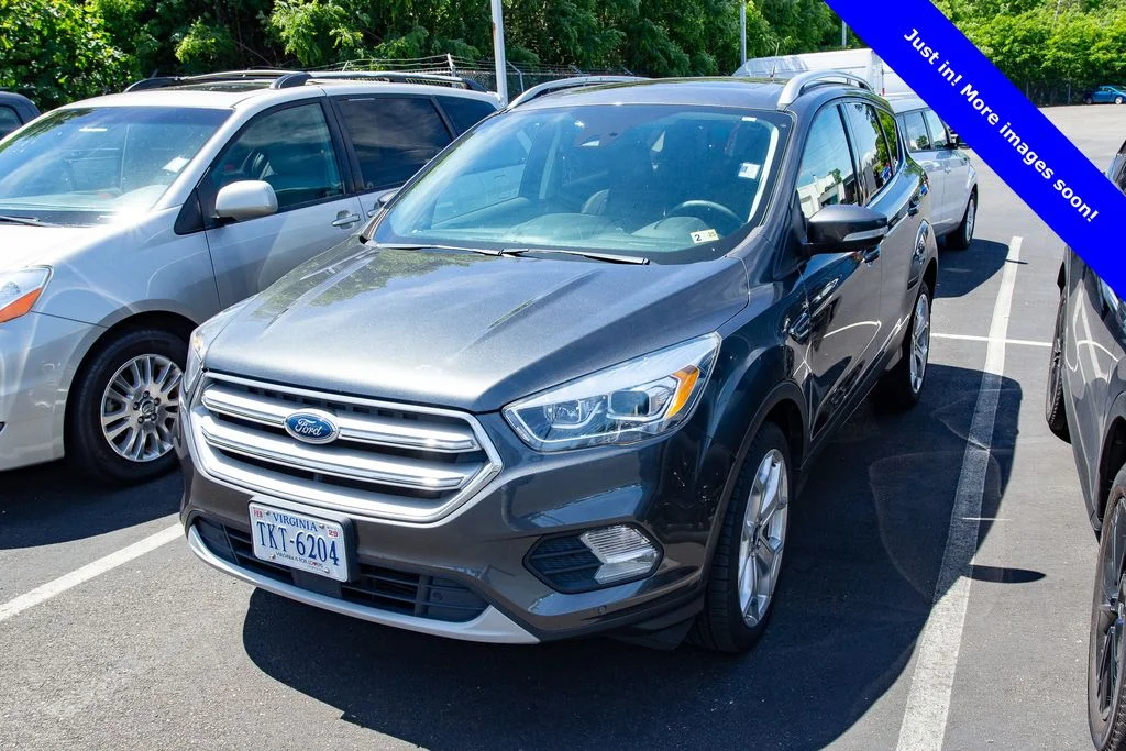 Used 2019 Magnetic Ford FWD Titanium image 1