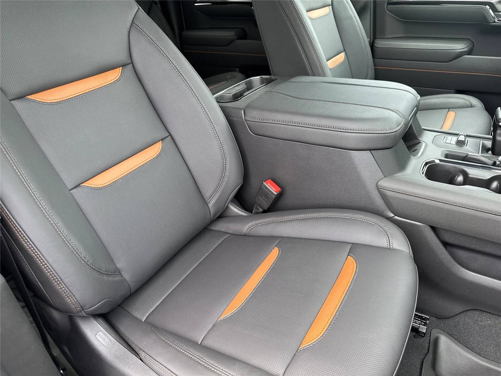 New 2026 Onyx Black GMC AT4 image 28