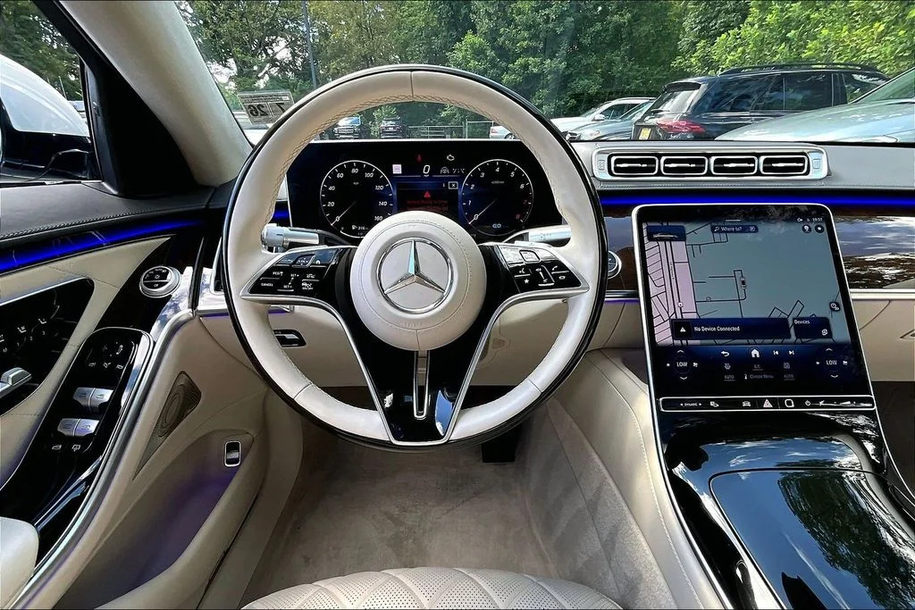 Certified Used 2021 White Mercedes-Benz S 580 image 5