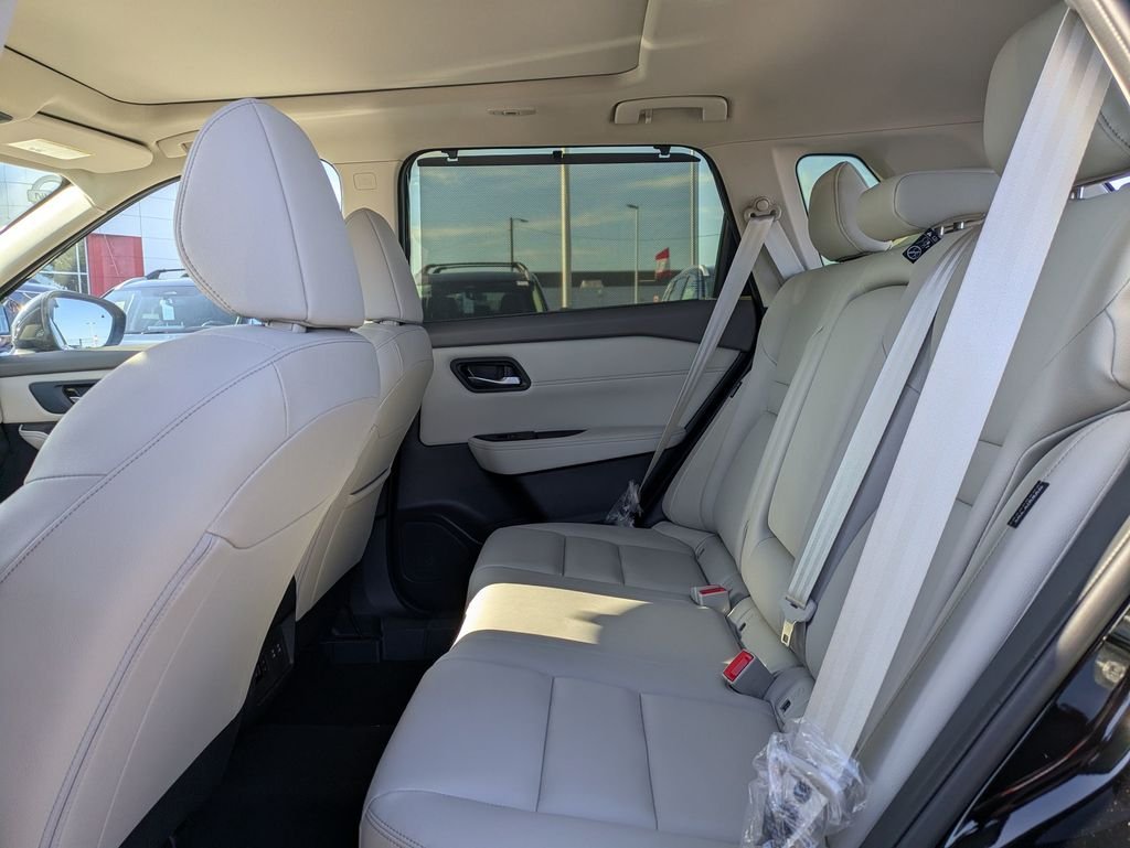 2025 Nissan Rogue SL - Photo 30