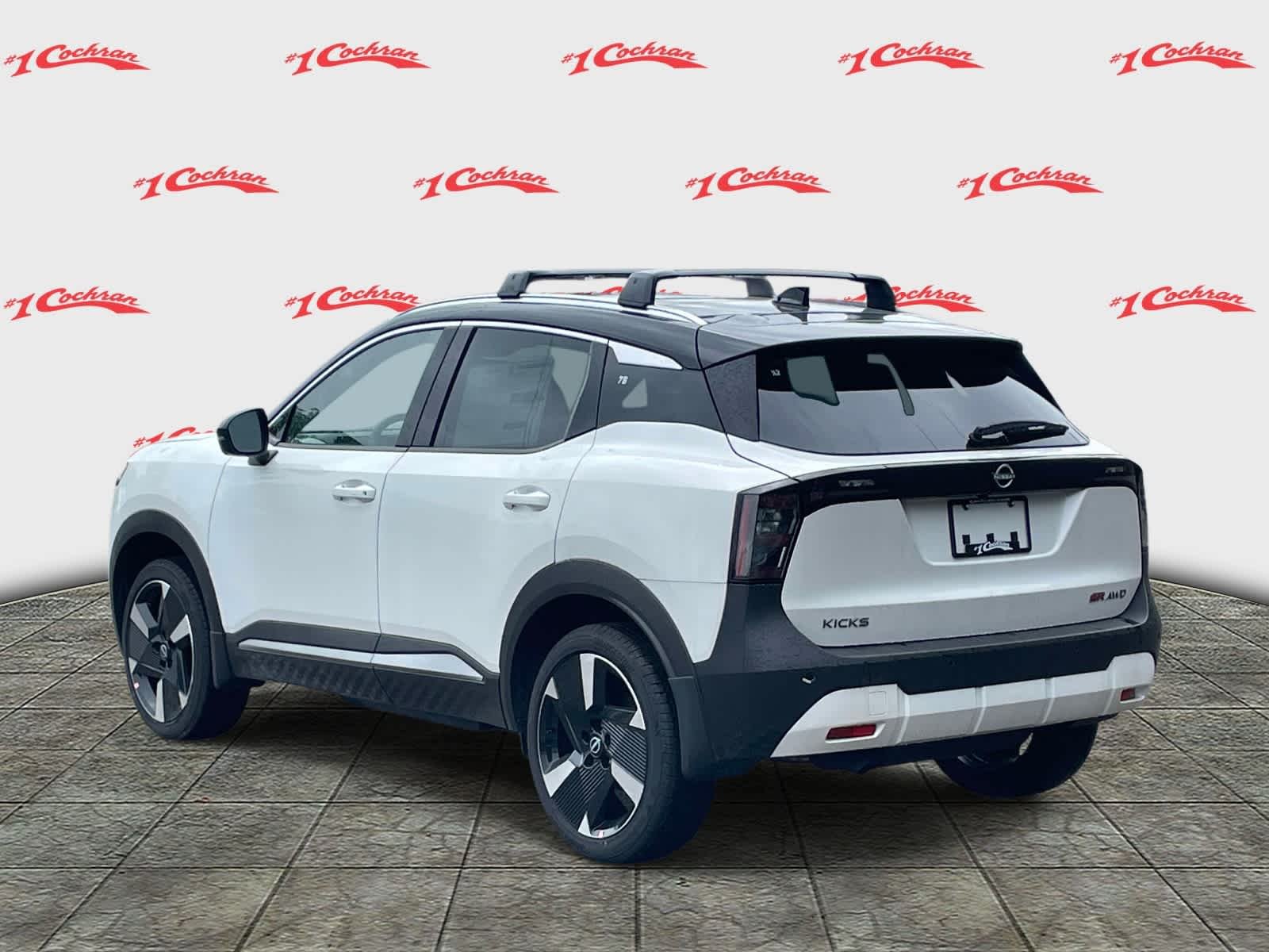 New 2026 Aspen White Tricoat/Super Black Nissan SR image 9