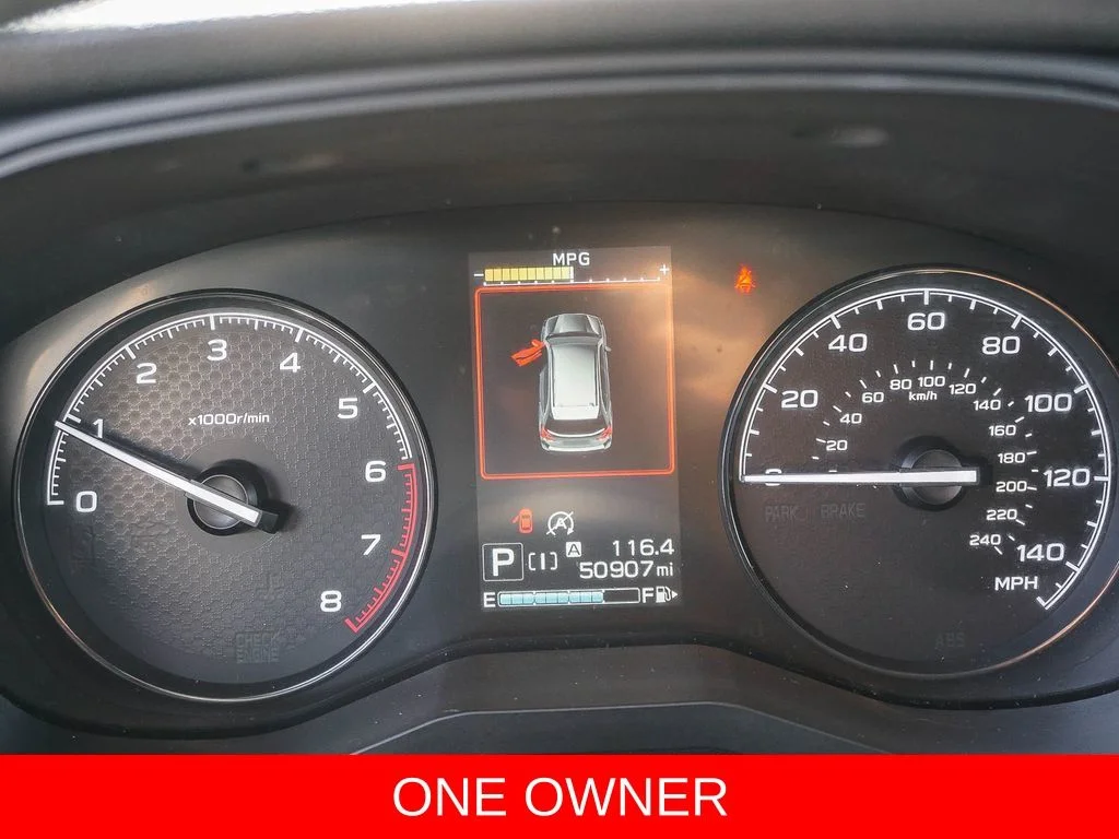 Used 2020 White Subaru Base image 21