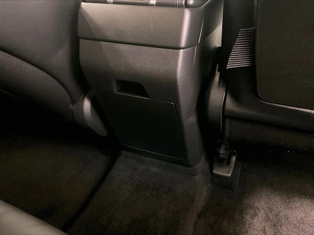 Certified Used 2024 White Hyundai SEL image 27