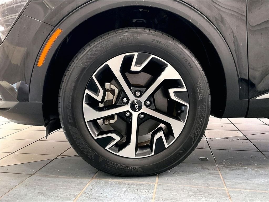 Used 2024 Ebony Black Kia EX image 7