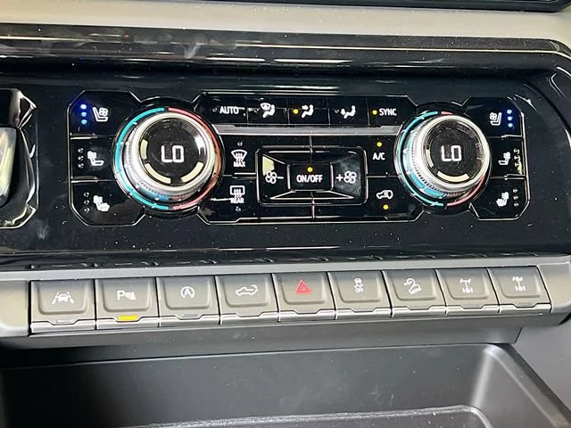2026 GMC Sierra 1500 AT4X - Photo 11
