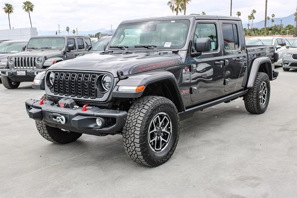 New 2026 Gray Jeep Shadow Ops image 4