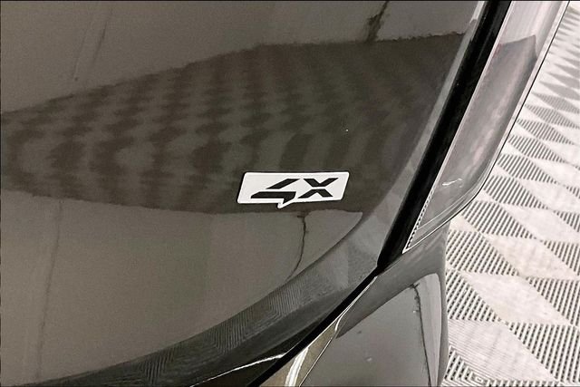 Used 2025 Dark Moss Kia SX-Prestige image 9