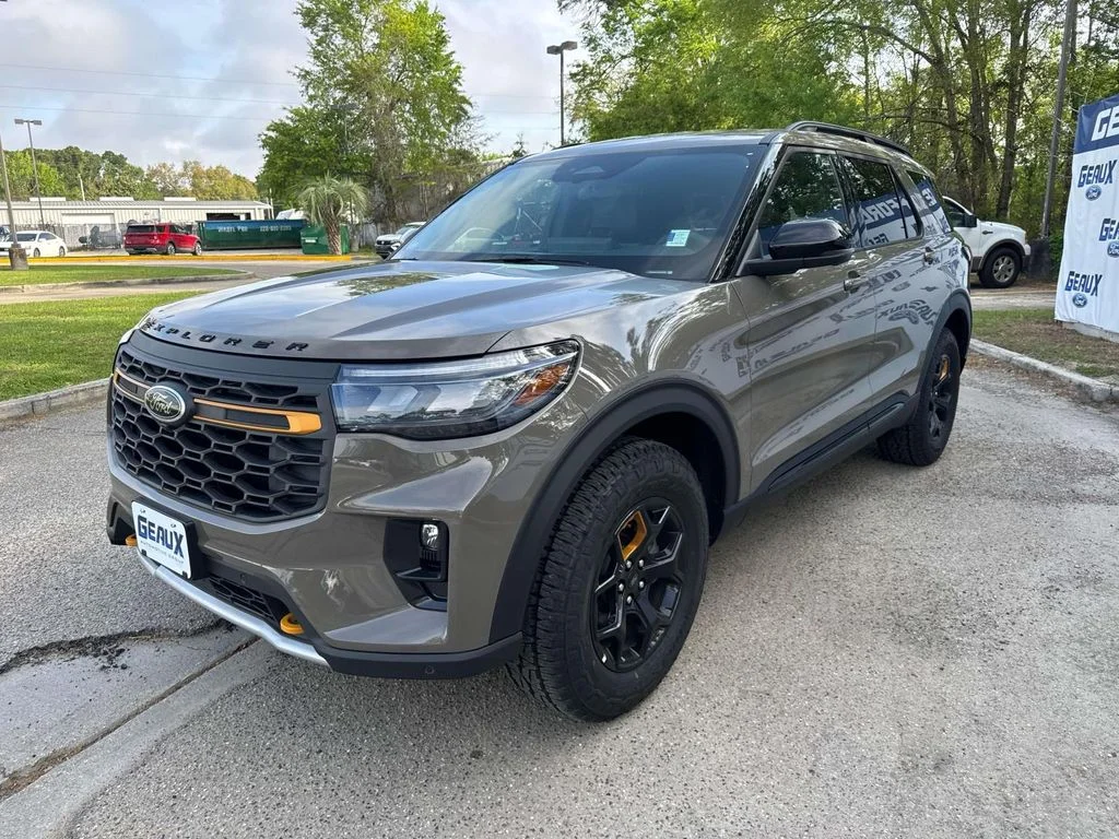 2026 Ford Explorer Tremor - Photo 7