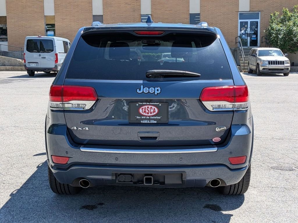 Used 2019 Blue Jeep Overland image 4