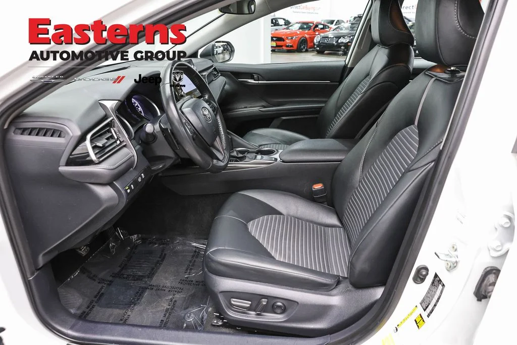 Used 2024 White Toyota SE image 15