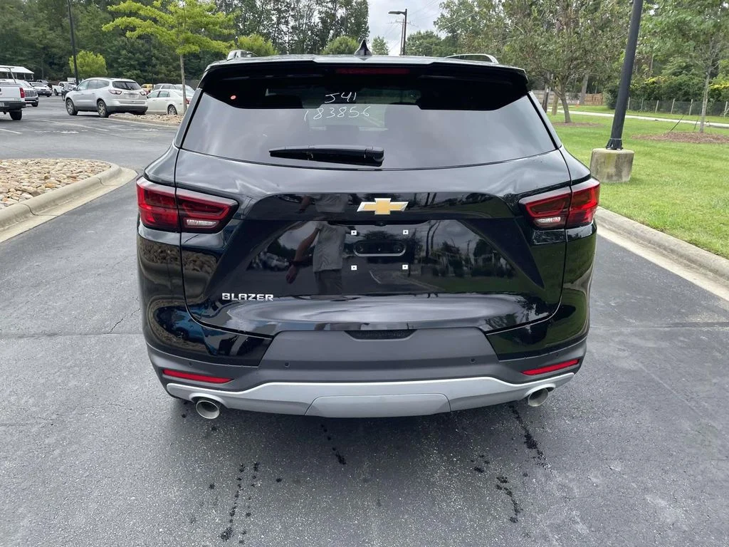 New 2026 Black Chevrolet 2LT image 5
