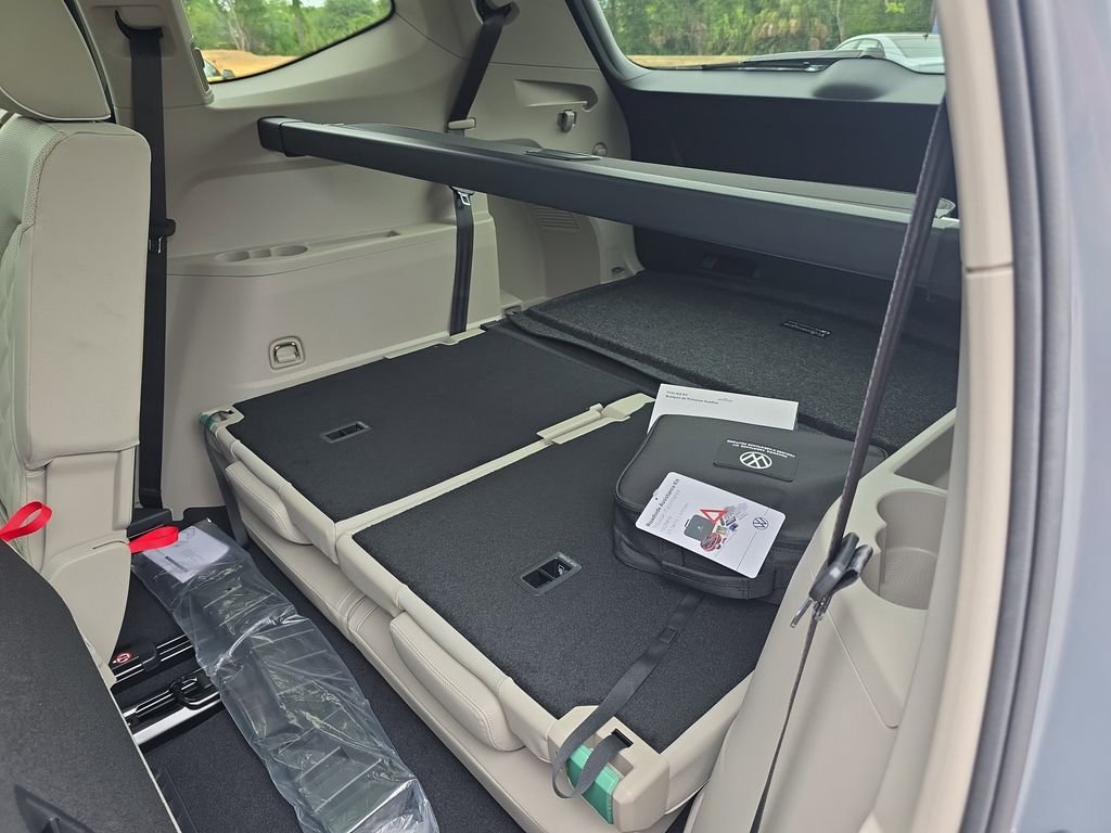 New 2026 Gray Volkswagen 2.0T SEL Premium R-Line image 31