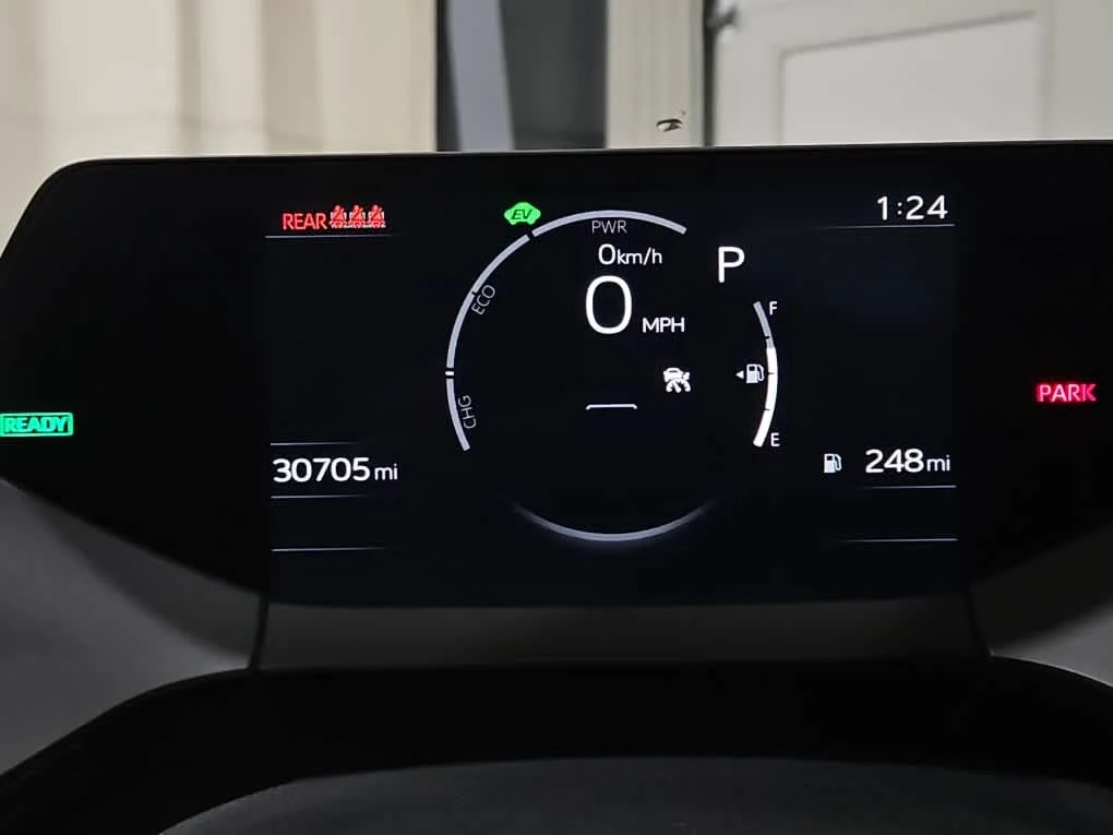 Used 2025 CUTTING EDGE Toyota LE image 18