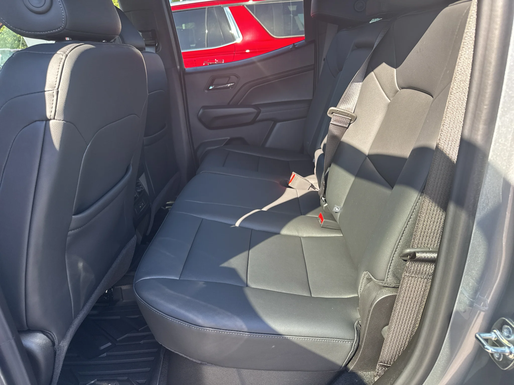 2026 Chevrolet Colorado LT - Photo 21