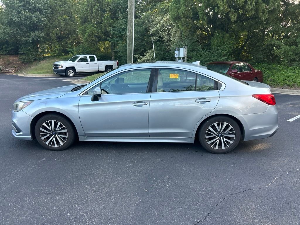 Used 2018 Silver Subaru 2.5i image 6