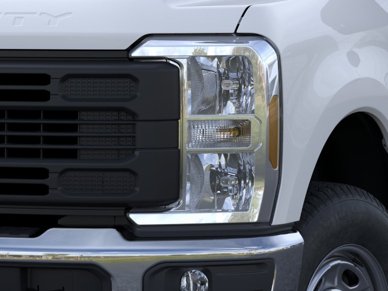 New 2026 Oxford White Ford F-250® XL image 18