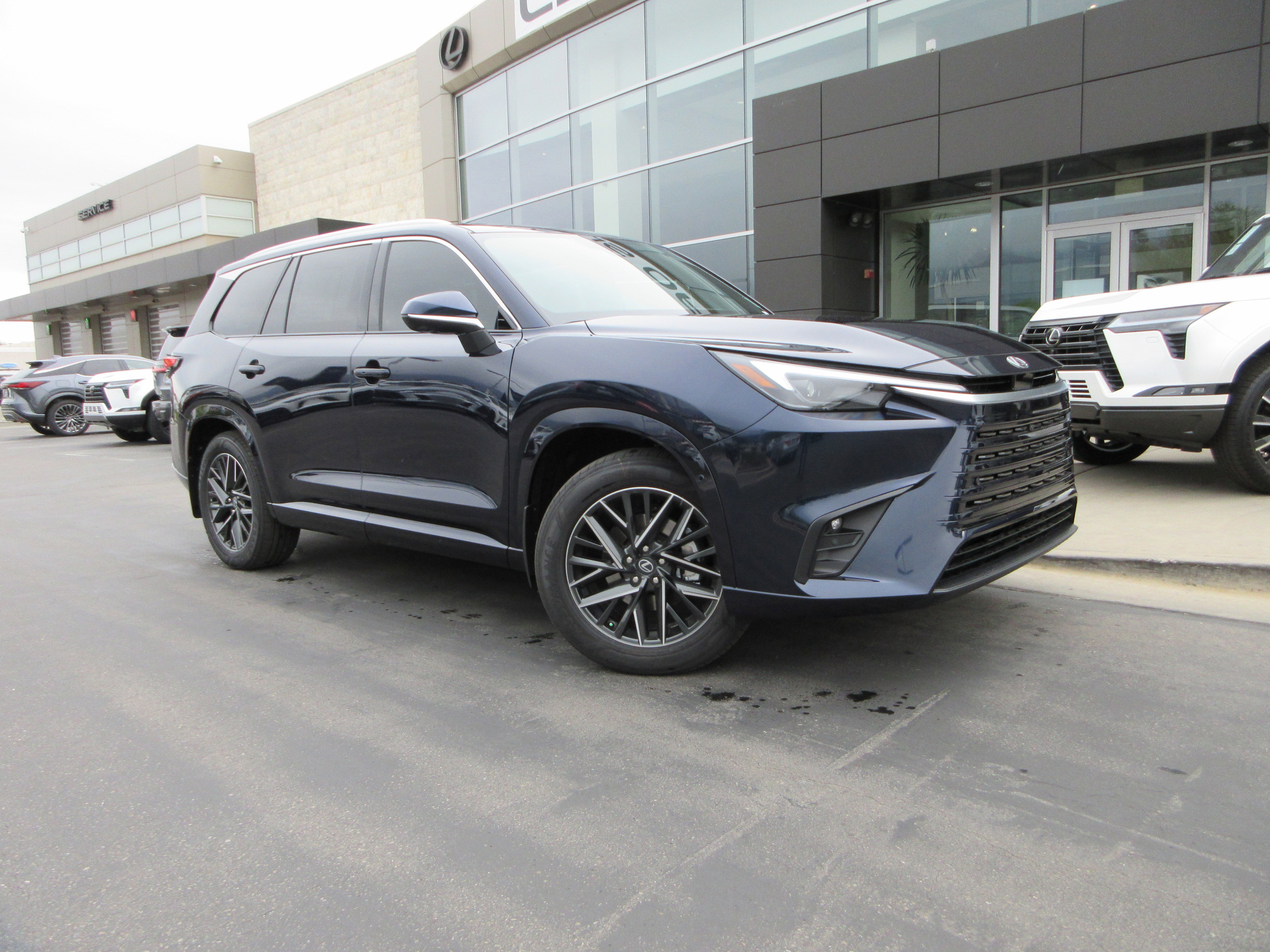 New 2026 Nightfall Mica Lexus PREMIUM AWD image 13
