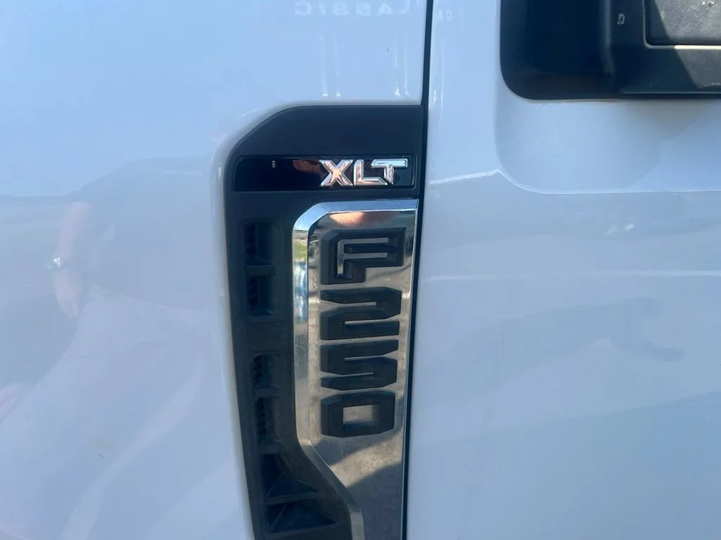 Used 2024 Oxford White Ford XL image 2