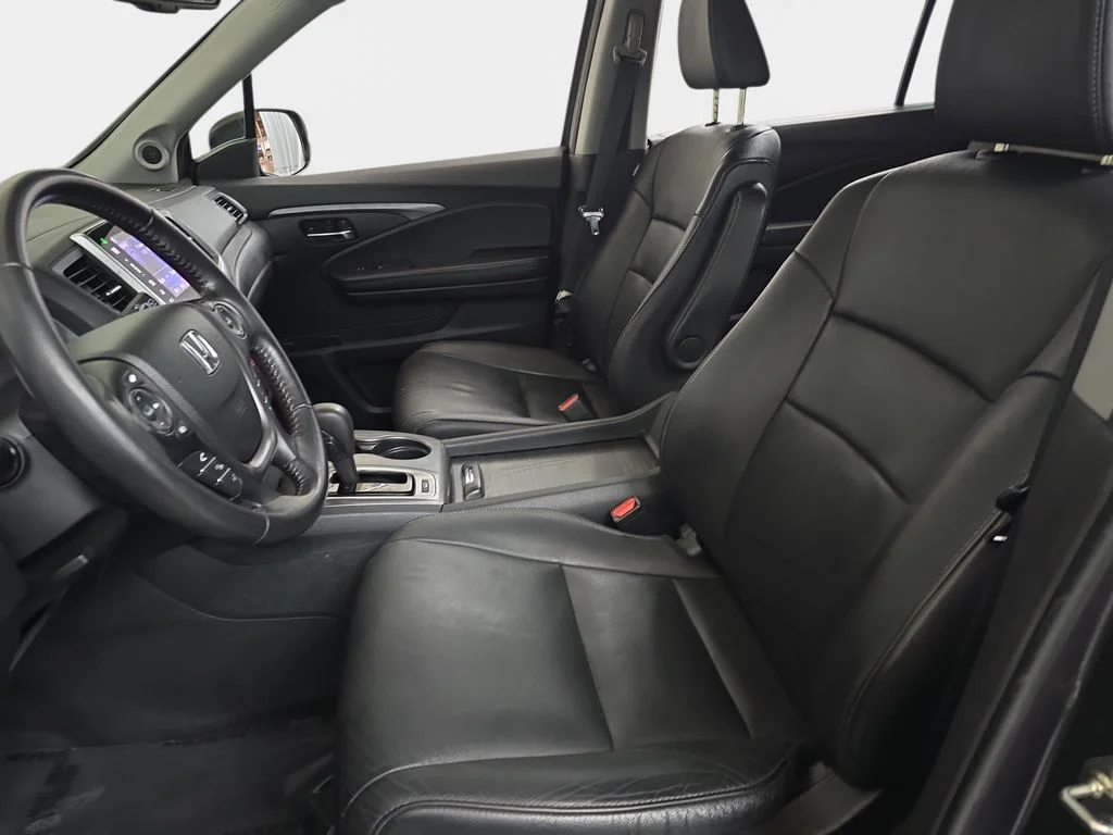 Used 2016 Modern Steel Metallic Honda EX-L image 18