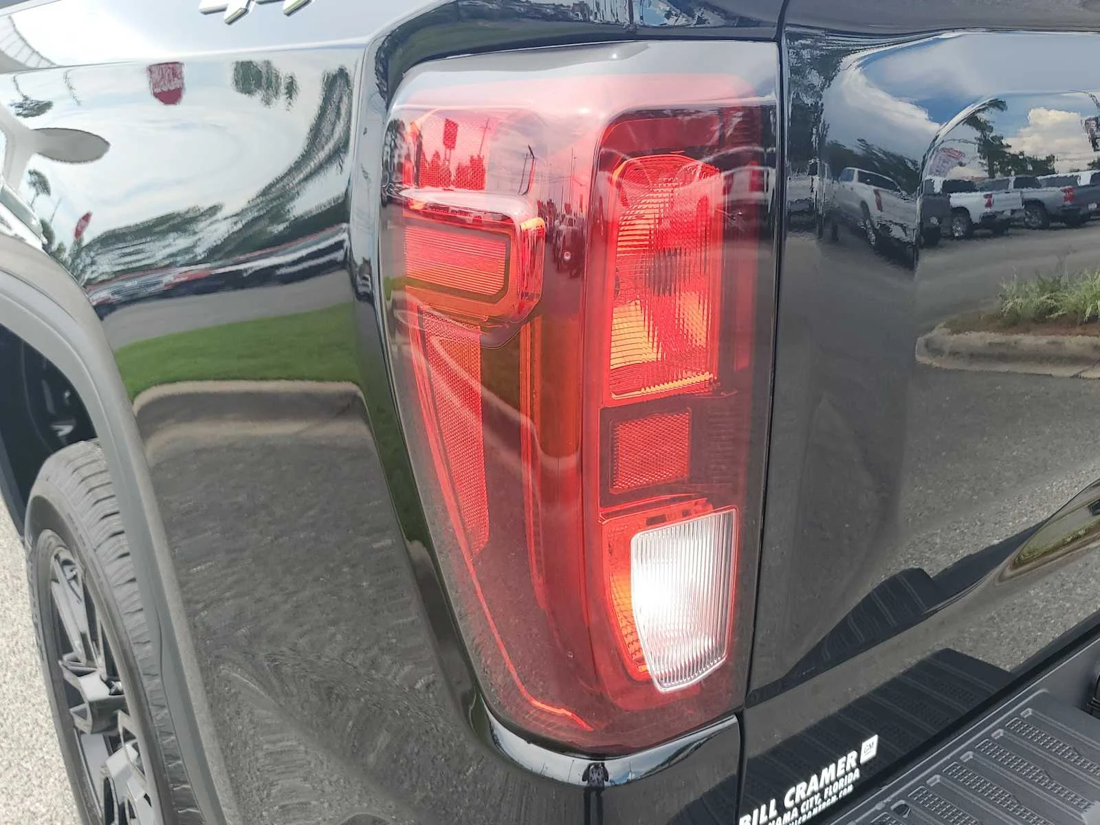 New 2026 Onyx Black GMC Elevation image 19