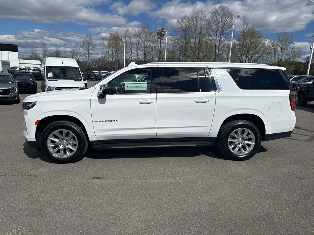 Used 2023 Summit White Chevrolet Premier image 2
