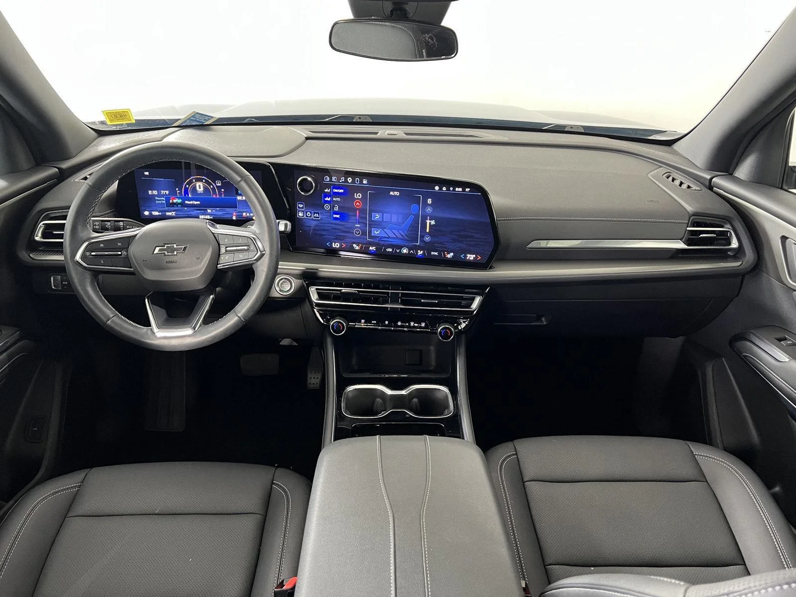 Used 2024 Lakeshore Blue Metallic Chevrolet LT image 21