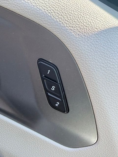 2023 Chrysler Pacifica Touring L - Photo 23