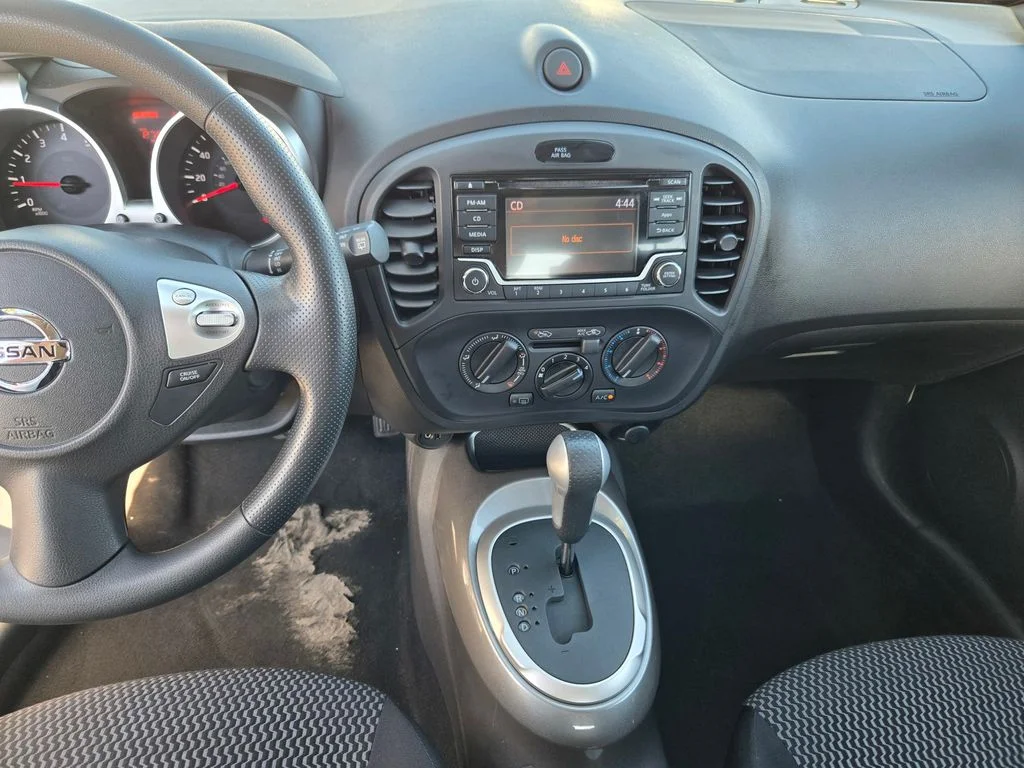 Used 2016 Silver Nissan S image 20