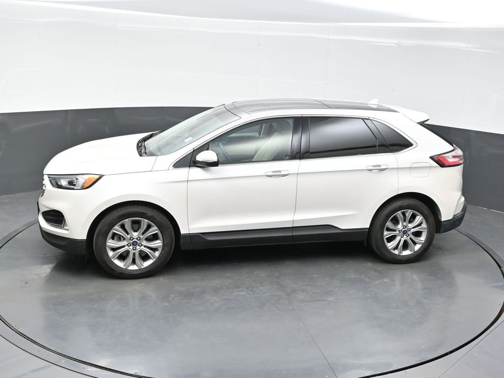 Used 2019 White Ford Titanium image 38