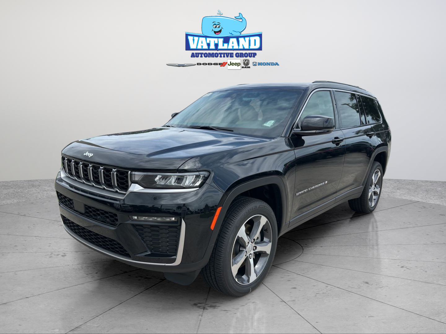 New 2026 Diamond Black Crystal Pearl-Coat Exterior Paint Jeep Limited image 20