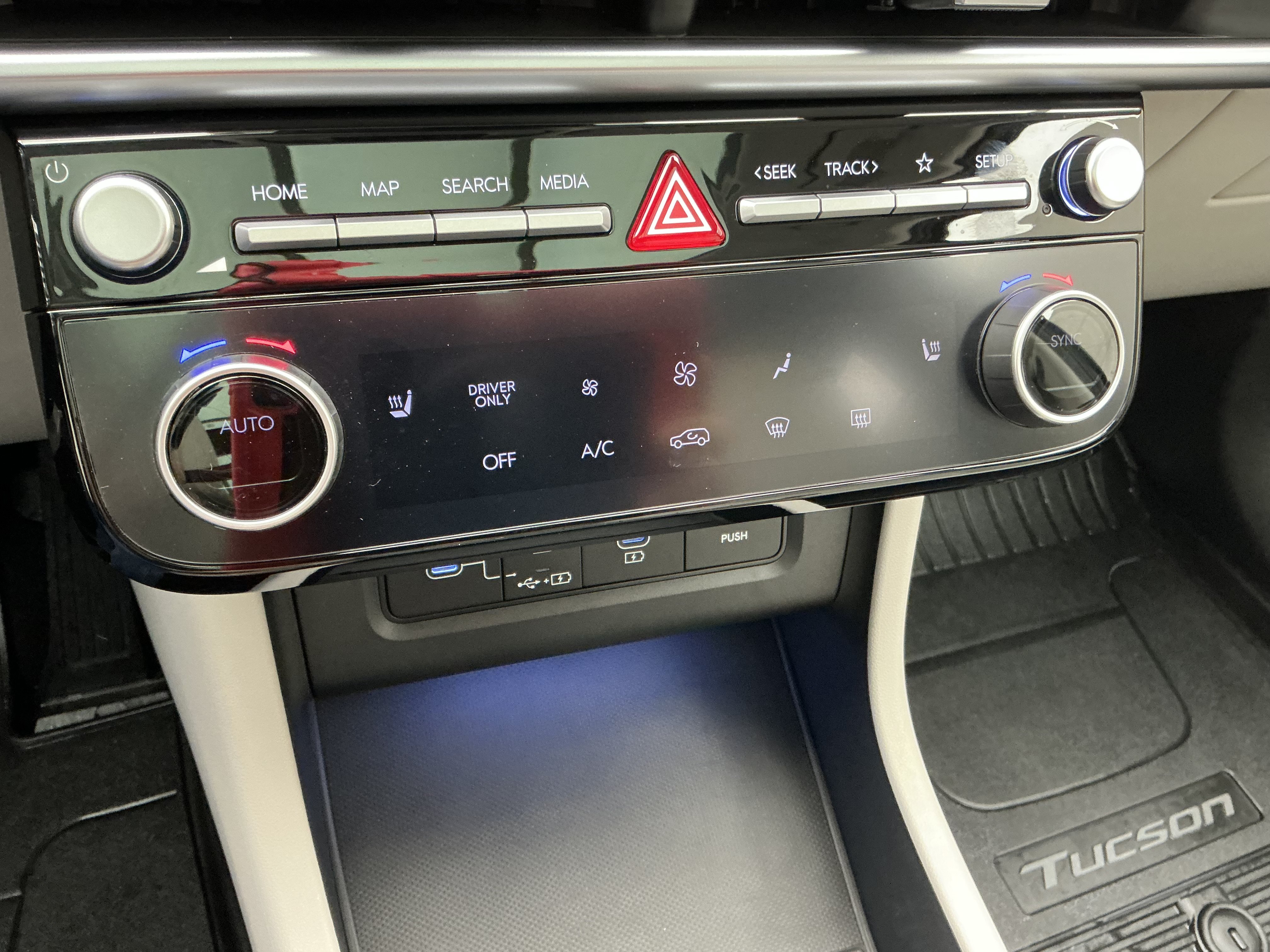 Used 2025 Ash Black Hyundai SEL Convenience image 12