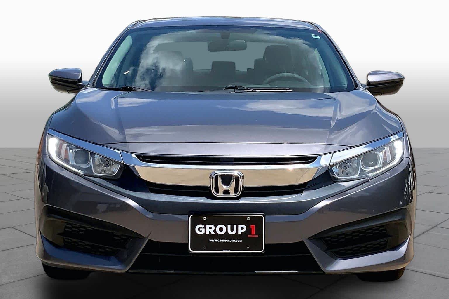 Used 2016 Modern Steel Metallic Honda LX image 4