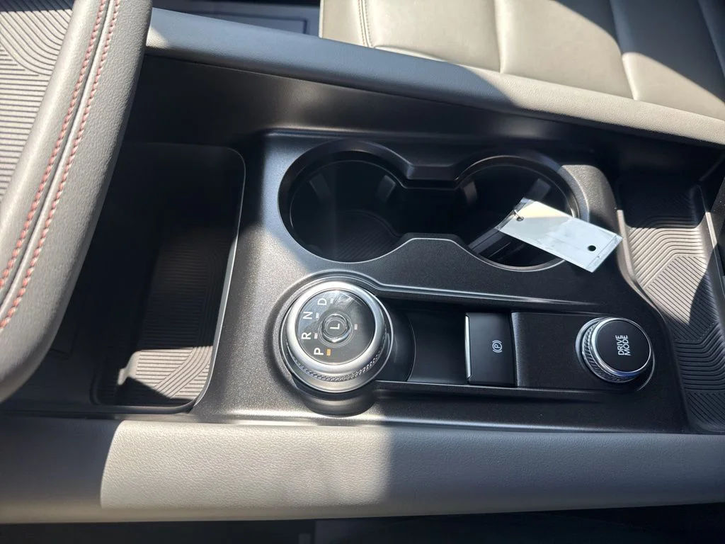 New 2026 Space White Metallic Ford Active image 47