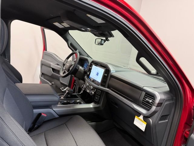 New 2026 Ruby Red Metallic Tinted Clearcoat Ford XLT image 25